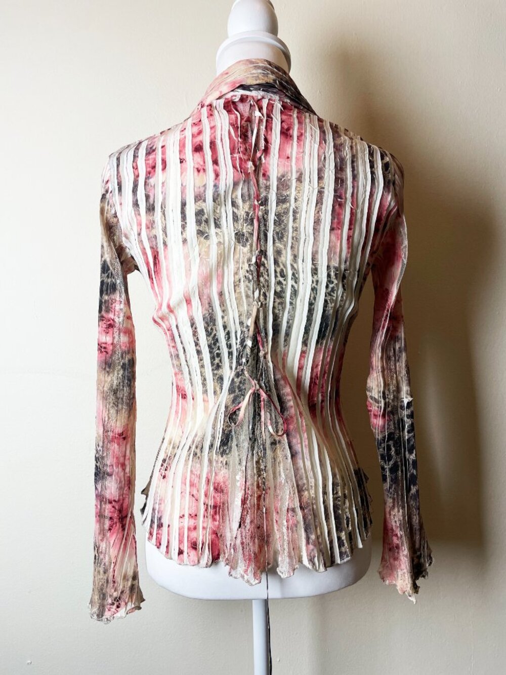 Vintage CACHÉ Y2K Pleated Floral & Animal Print Blouse Lightweight | Size S EUC - Picture 8 of 14